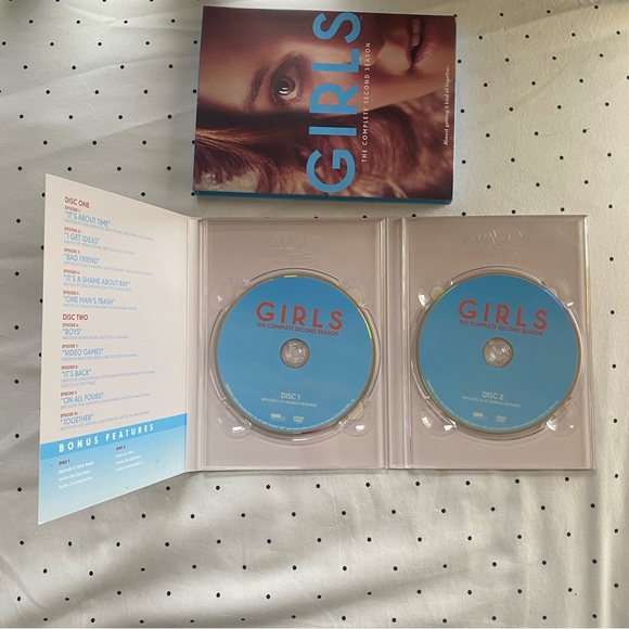 HBO’s Girls Season 1 and Season 2 DVDs - Picture 9 of 10